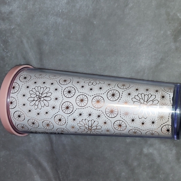 Starbucks Cactus Tumbler Pink Peach Venti Floral Flower Rose Gold. No straw - Picture 2 of 9